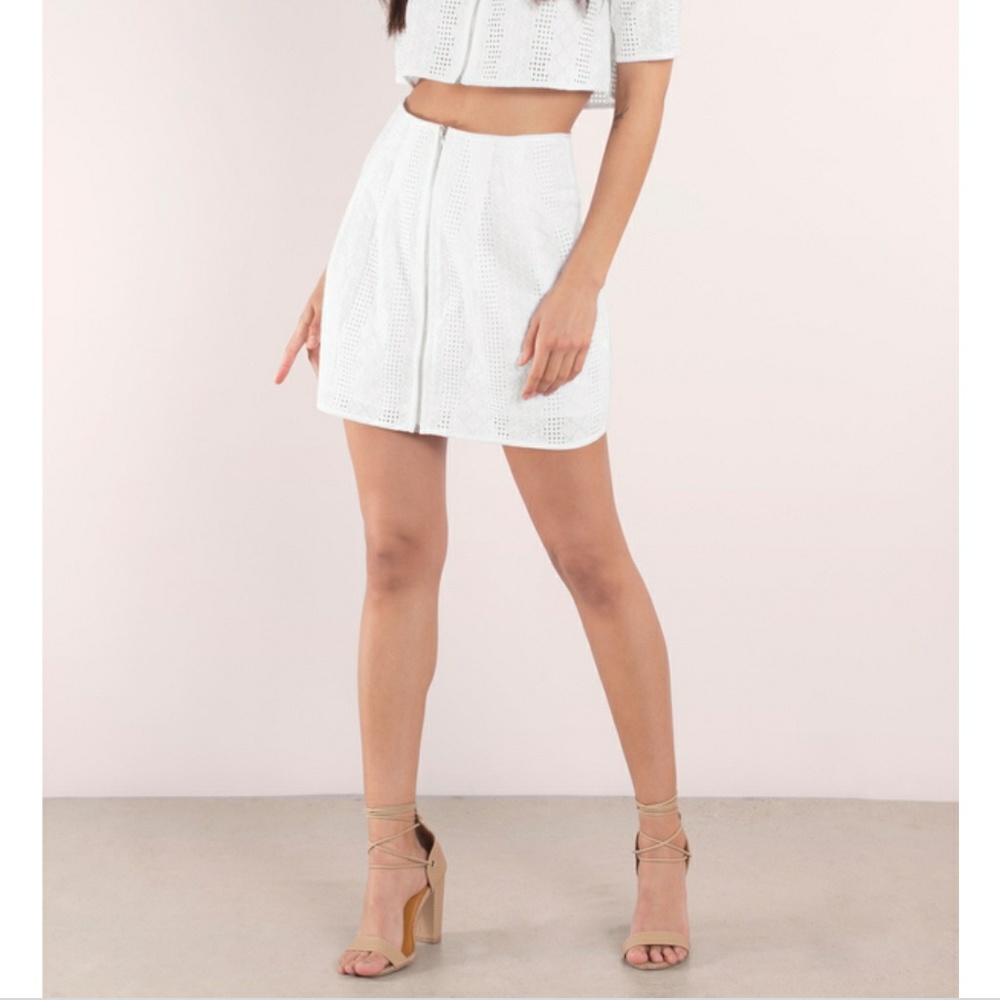 Tobi eyelet Skirt